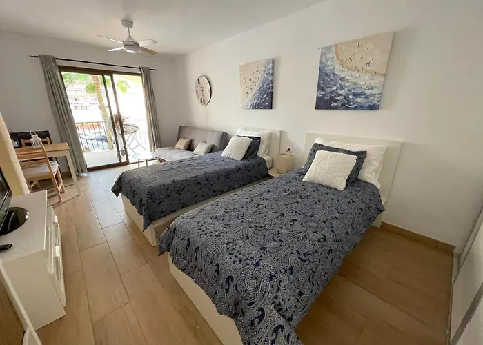 Castle Harbour Cristianos Beautiful With Pool View * Los Cristianos (Tenerife)