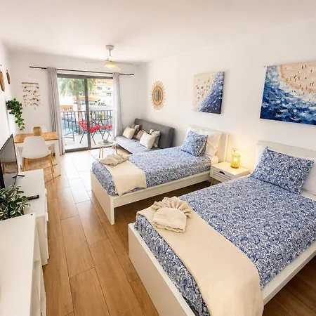 Castle Harbour Cristianos Beautiful With Pool View