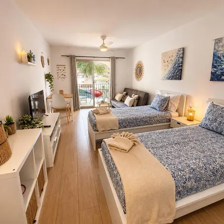Castle Harbour Cristianos Beautiful With Pool View