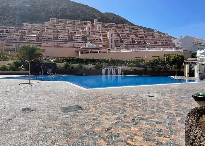 アパート Castle Harbour Cristianos Beautiful With Pool View